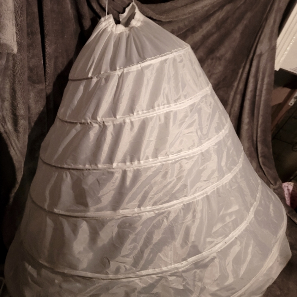 6 ring Cinderella bell